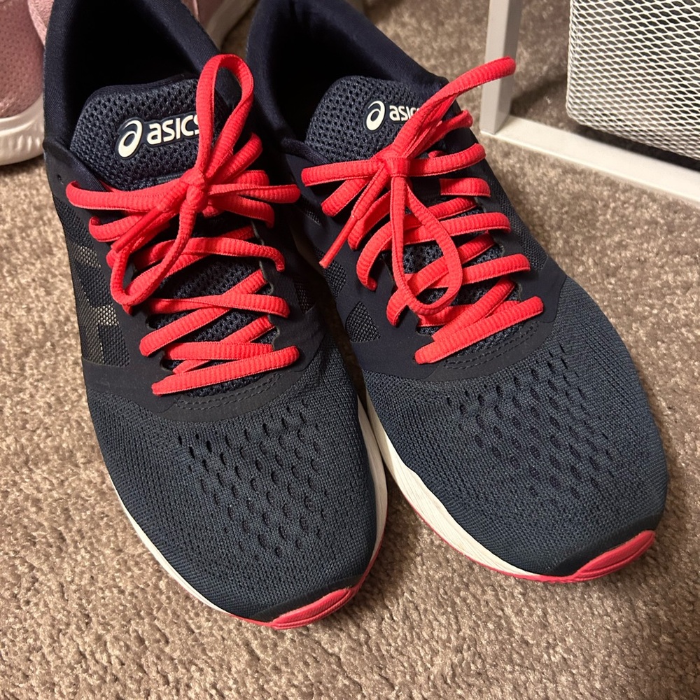 ASICS roadhawks - Picture 2 of 4